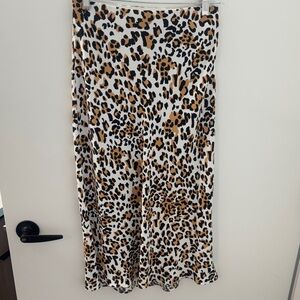 Aritzia Leopard Midi Skirt